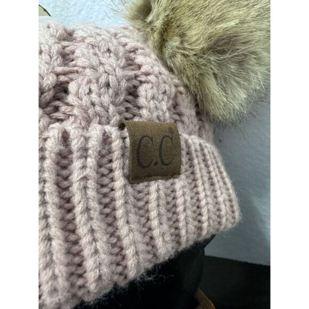C.C Rose Color kids Beanie With Pums‎ - Picture 5 of 5